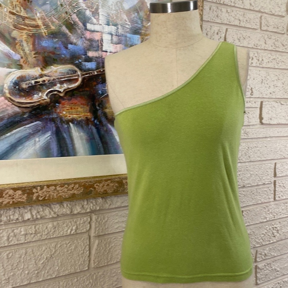 🌹Too Hot One Shoulder Satin Trim Tank Top